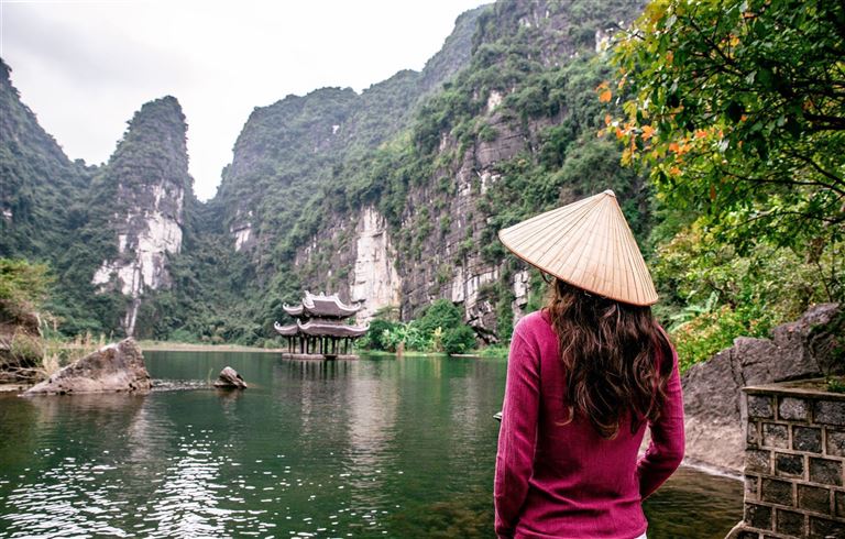 Klassische Vietnam Rundreise ©Simon Dannhauer/adobestock